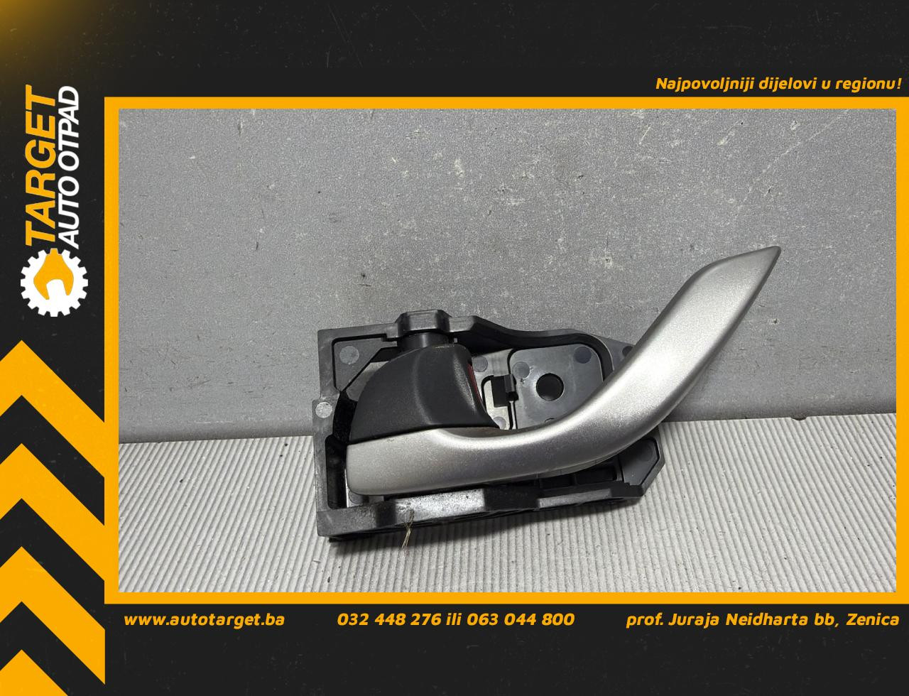 DIJELOVI UNUTRASNJA RUCKA VRATA MAZDA 3 > 13-16 2.2 T8315KD53