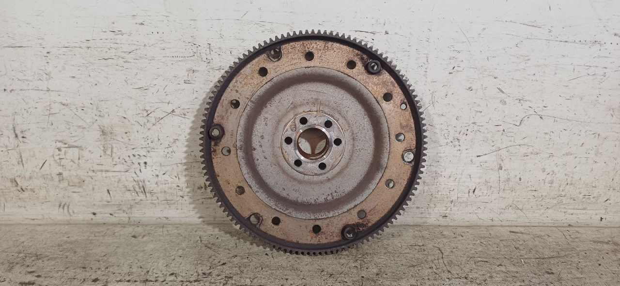 DIJELOVI ZAMAJAC AUDI Q5 > 08-11 03G105323S