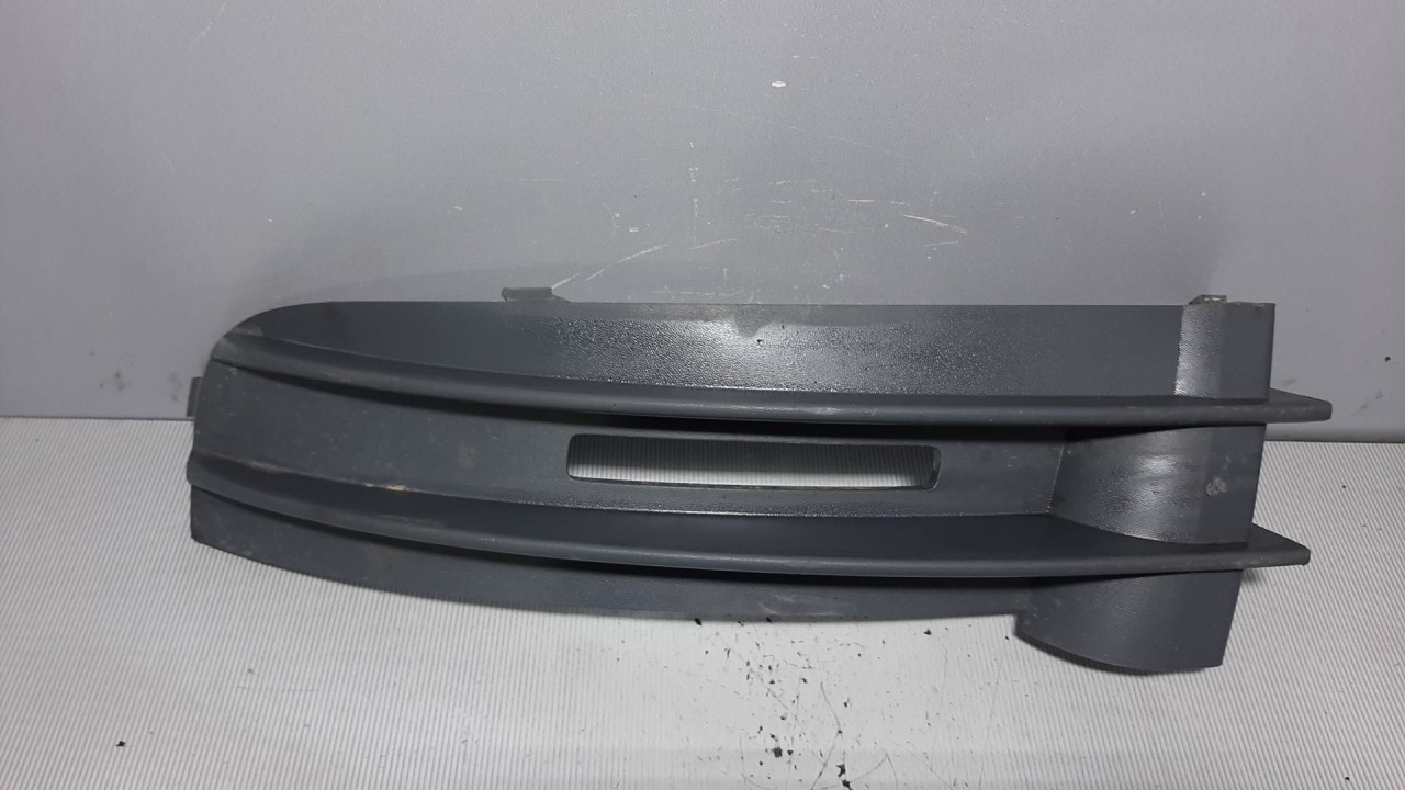 RESETKA BRANIKA VW CADDY > 03-10 2K0853683