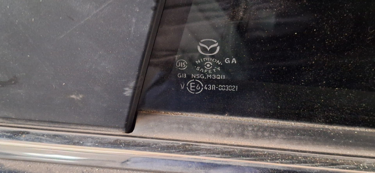 DIJELOVI STAKLO MAZDA 6 > 18-