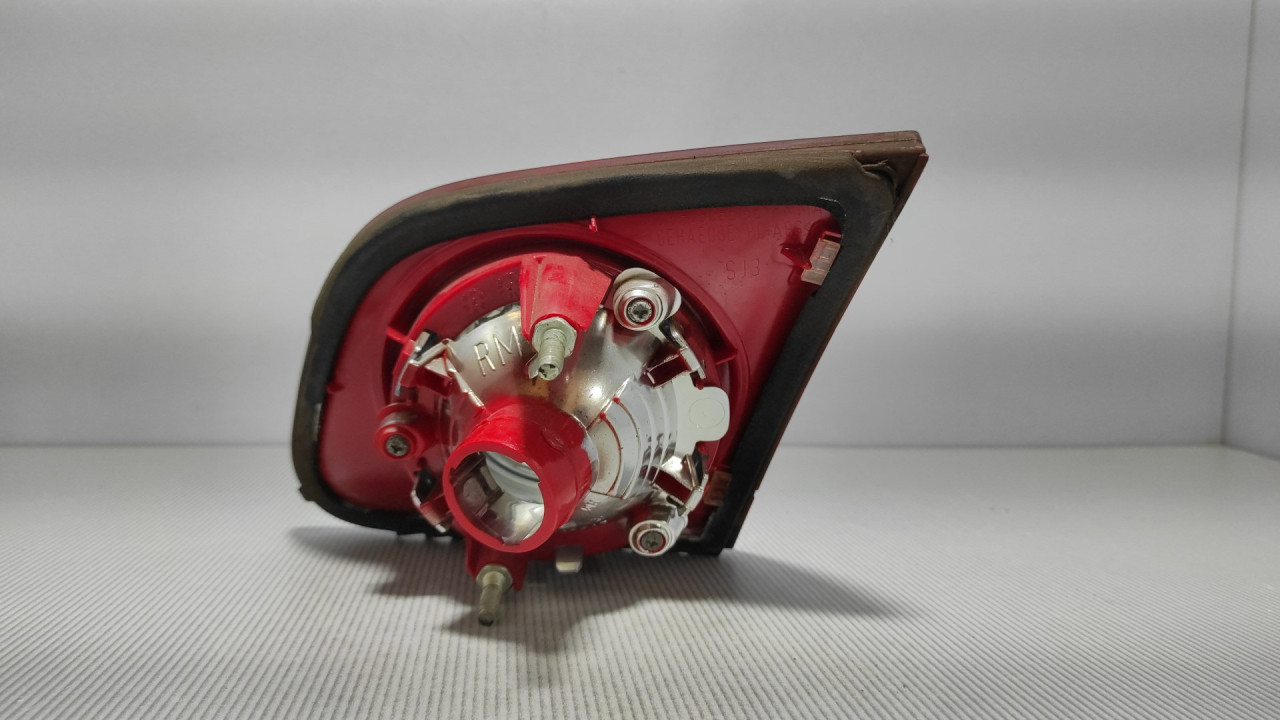 STOP SVJETLO VW PASSAT B6 > 05-10 3C5945093F