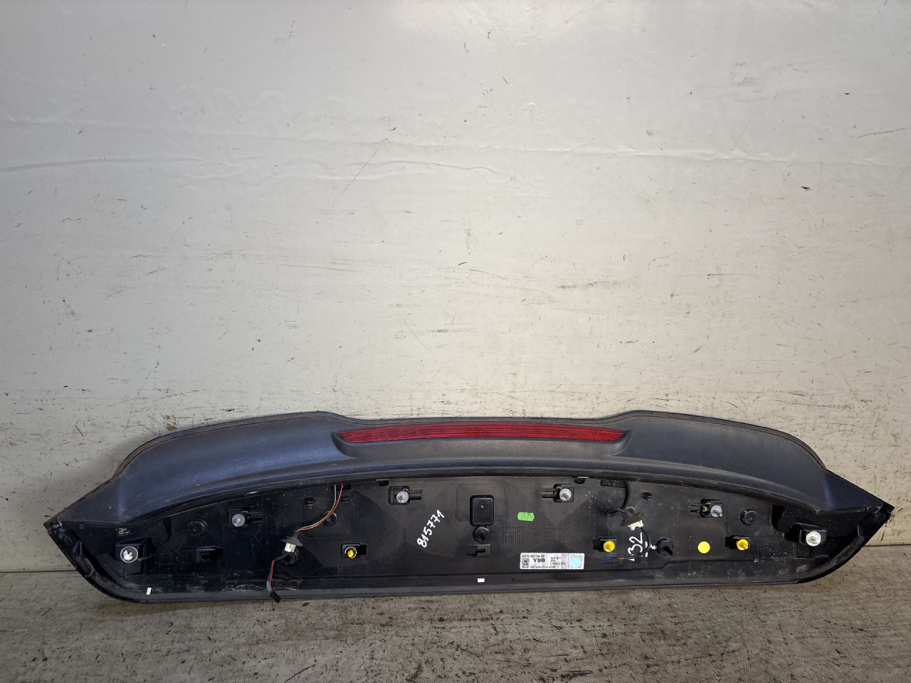SPOJLER AUDI A3 (8V1/8VA) > 12-16 8V4827933C