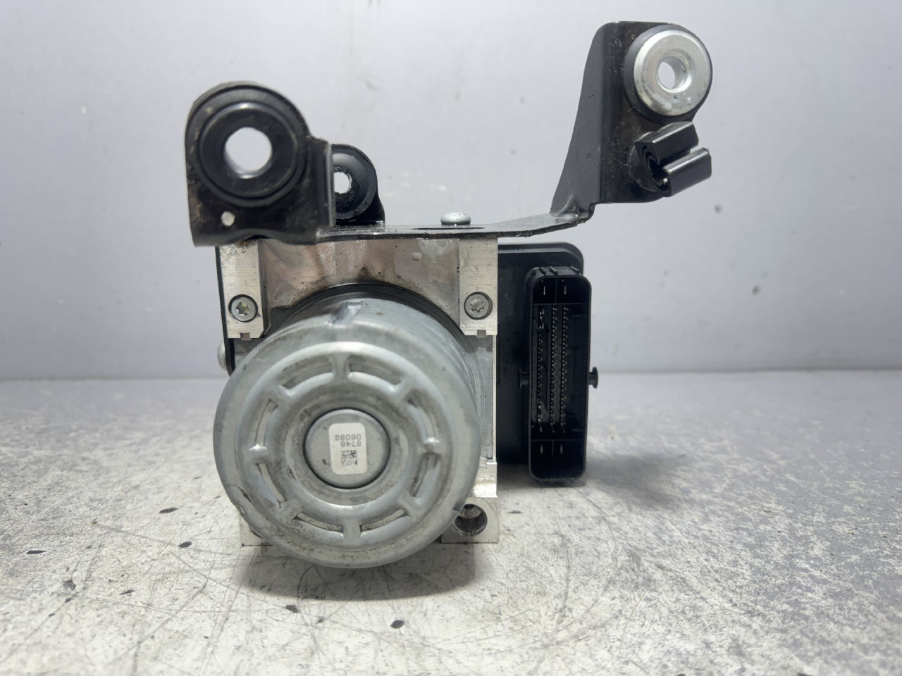 ABS ELEKTRONIKA LAND ROVER DISCOVERY SPORT > 16- A426R1
