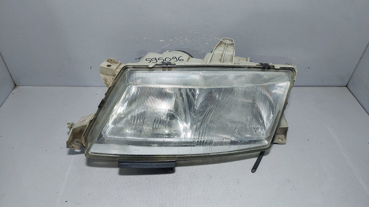 DIJELOVI FAR SAAB 9-5 > 97-06 02A6024