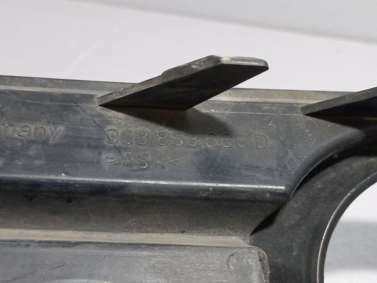 PLASTIKA BRANIKA VW PASSAT CC > 08-11 3C8853666D