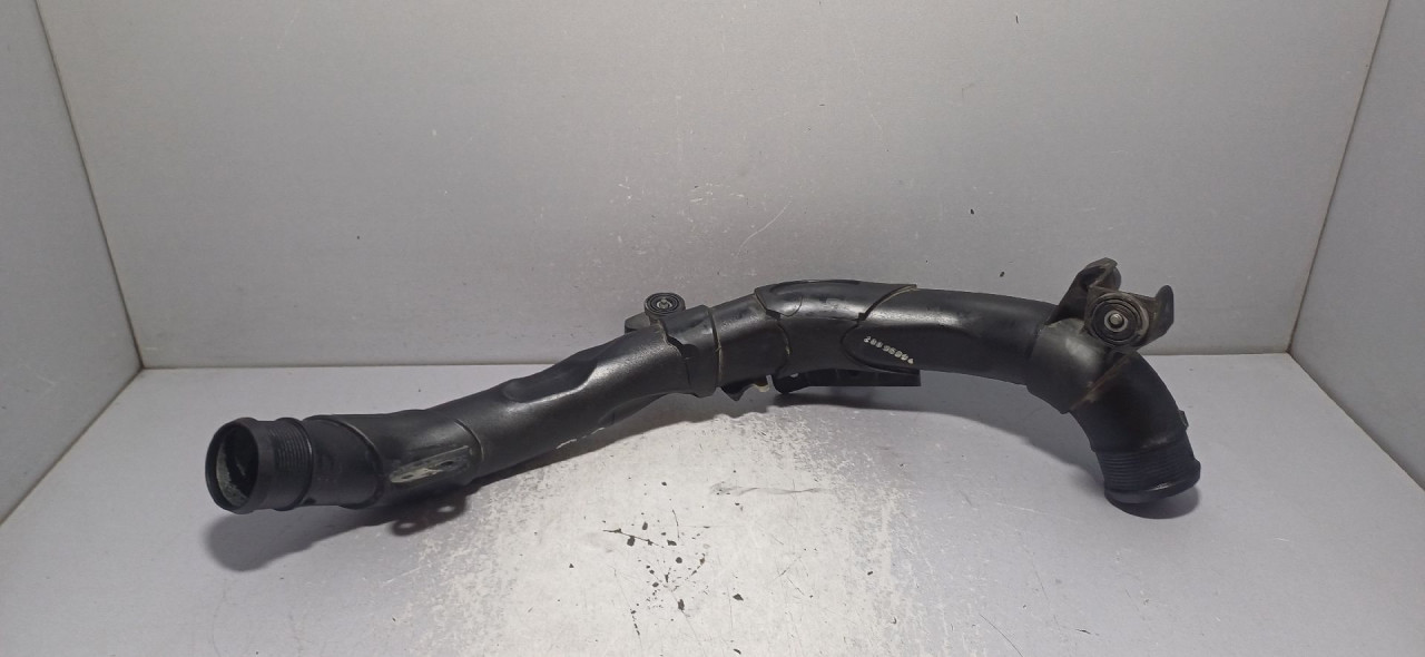 DIJELOVI CRIJEVO INTERKULERA VW PASSAT B7 > 10-14 2.0 5N0145840K
