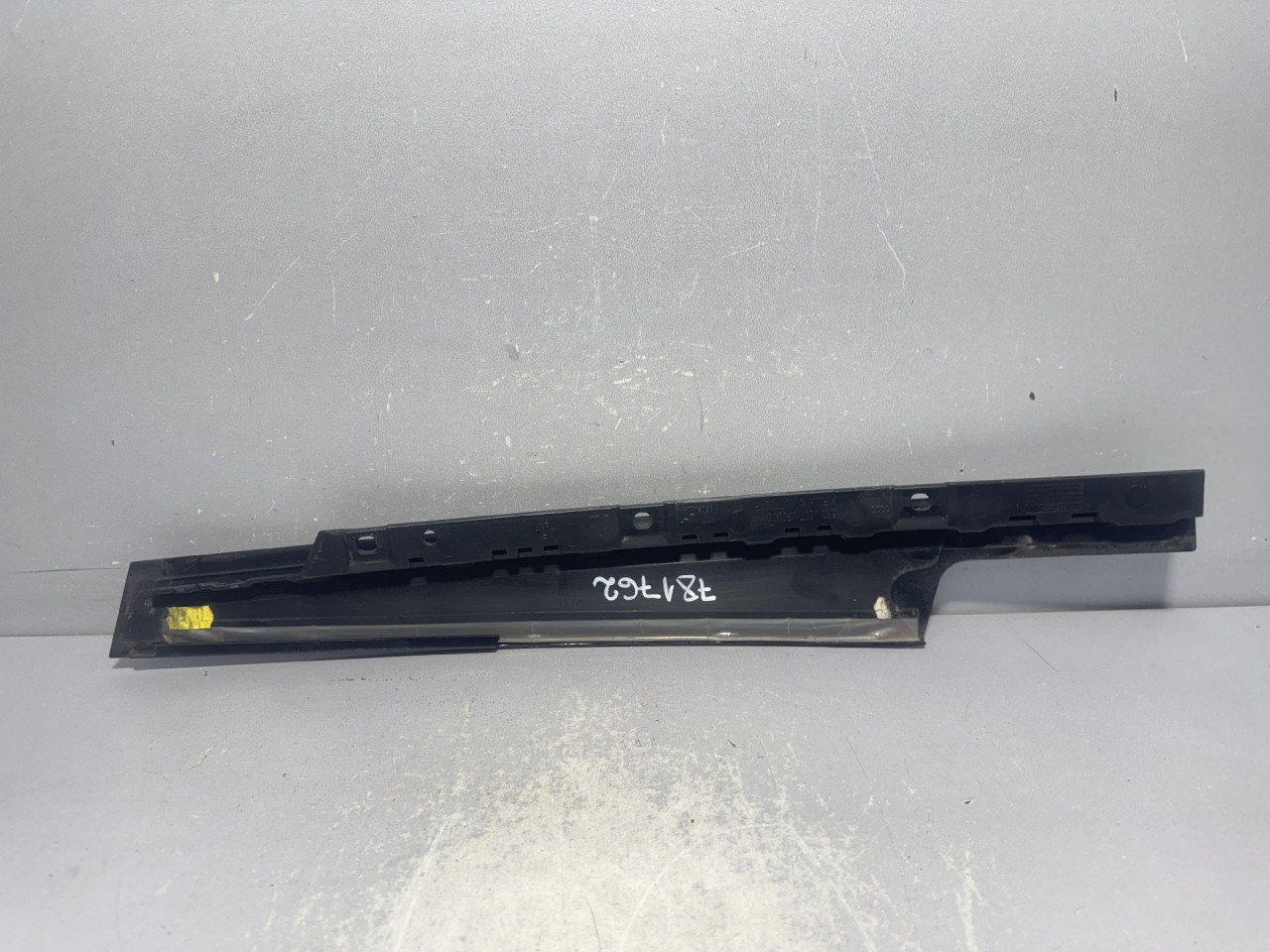 DIJELOVI LAJSNA AUDI A4 (B8) > 07-11 8K0837901M