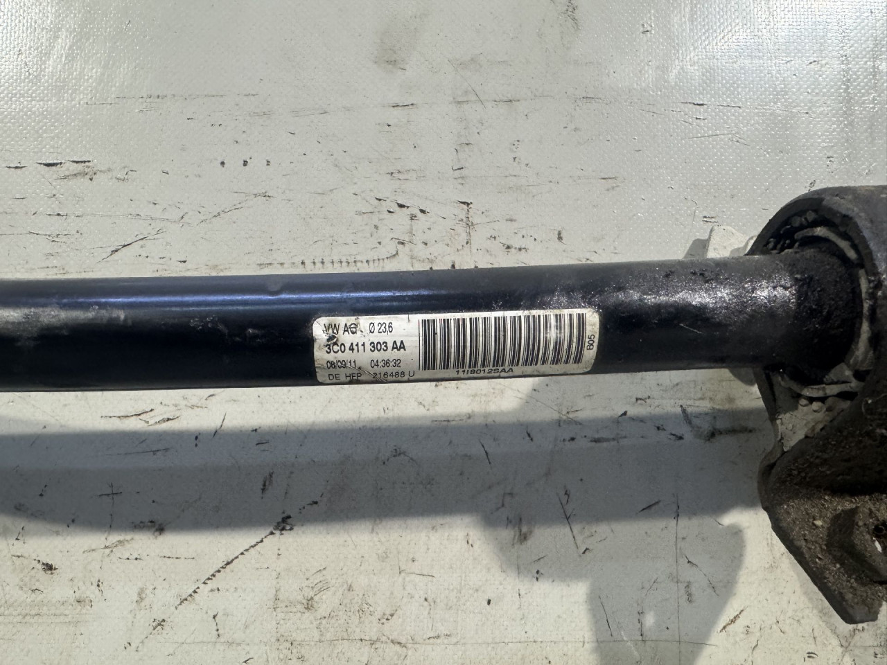 BALANS STANGA VW TIGUAN > 11-15 3C0411303AA