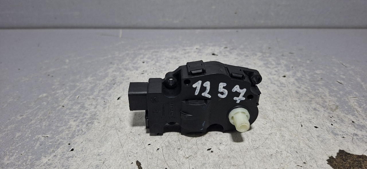 DIJELOVI MOTORIC KLAPNE AUDI A4 (B8) > 07-11 2.0 K9749004
