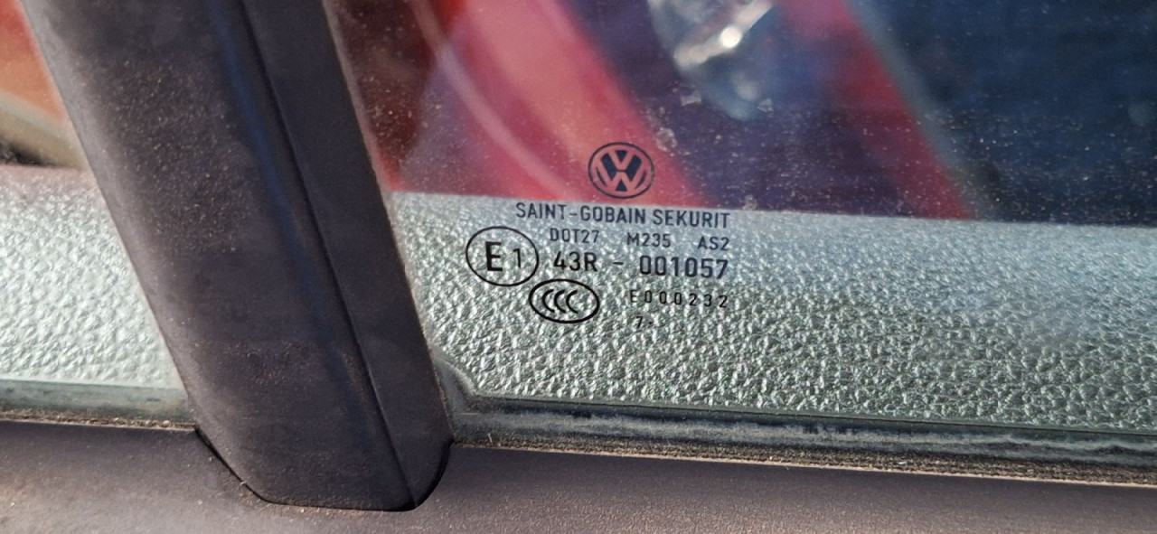 DIJELOVI STAKLO VW TIGUAN > 07-11 2.0