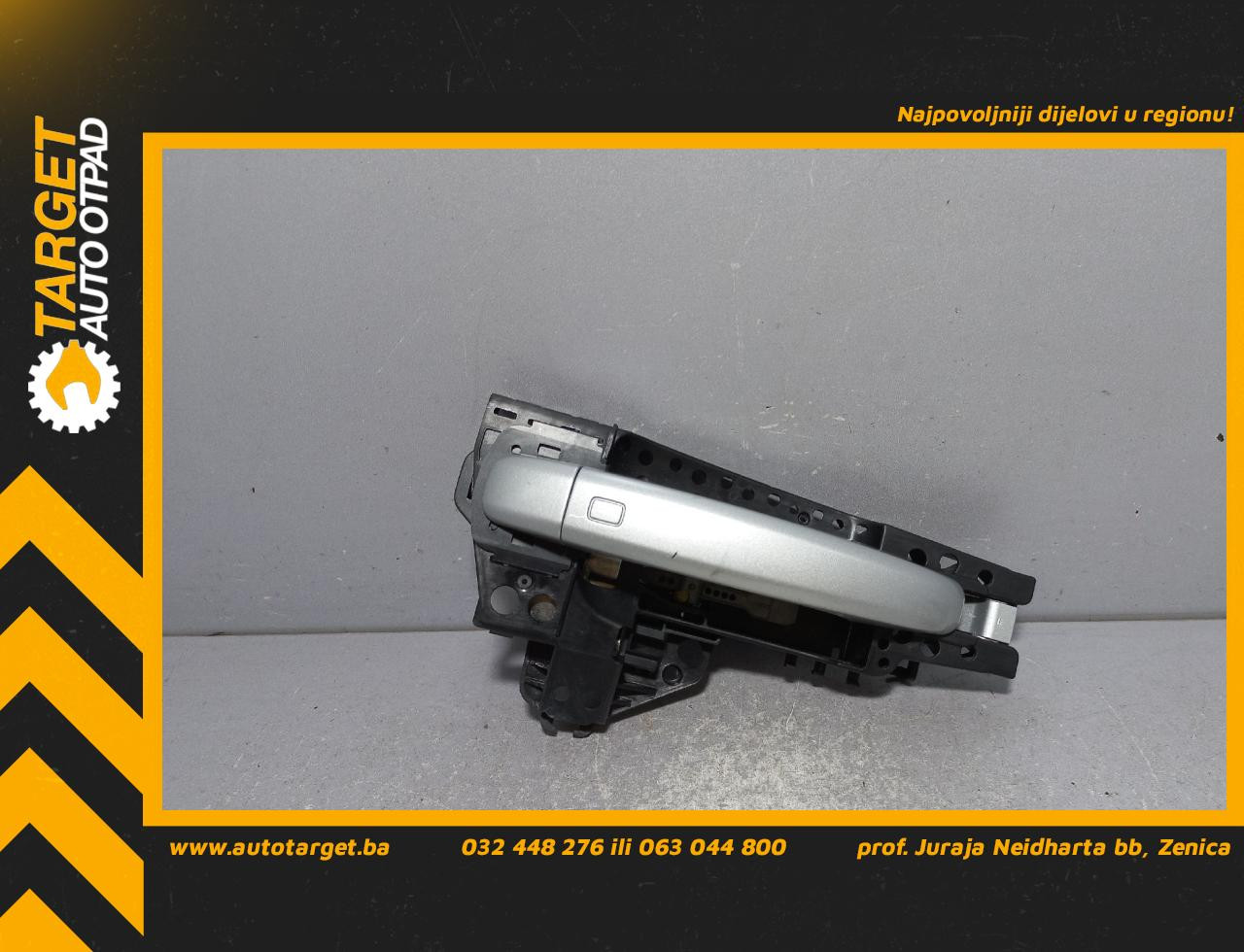 DIJELOVI RUCKA VRATA AUDI Q5 > 08-11 8T0837886A