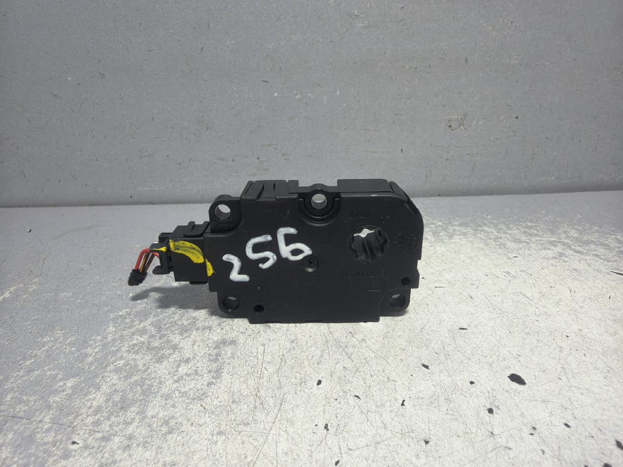 DIJELOVI MOTORIC KLAPNE AUDI A6 4K > 18- ET416003
