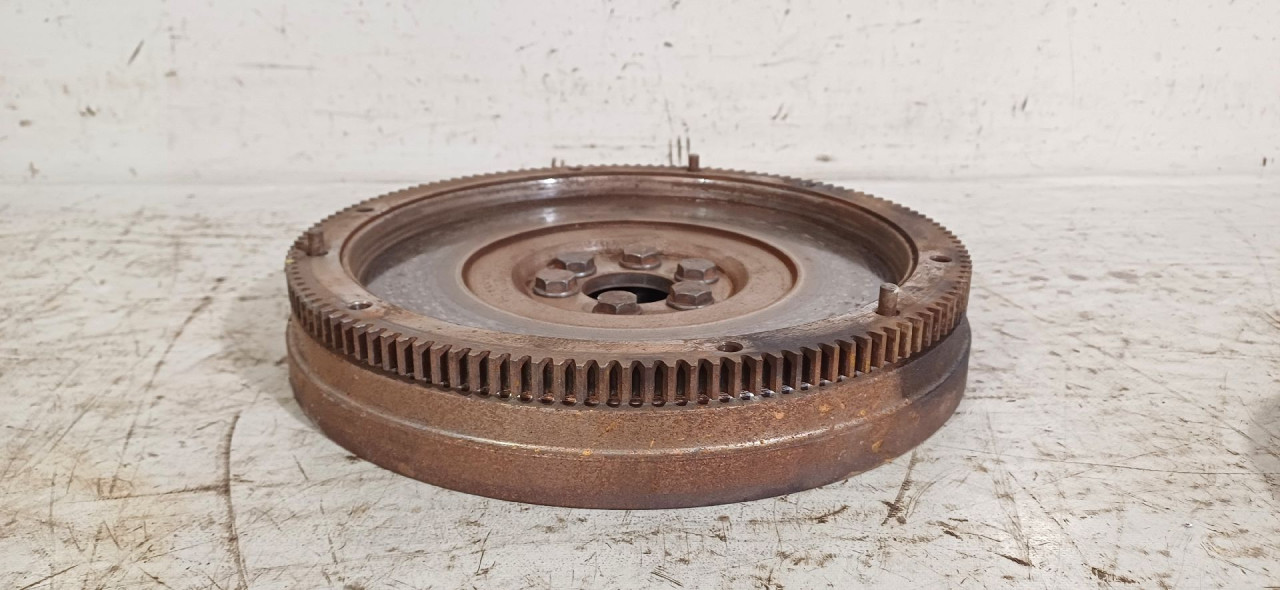 DIJELOVI ZAMAJAC VW GOLF 7 > 12-16 04L105273