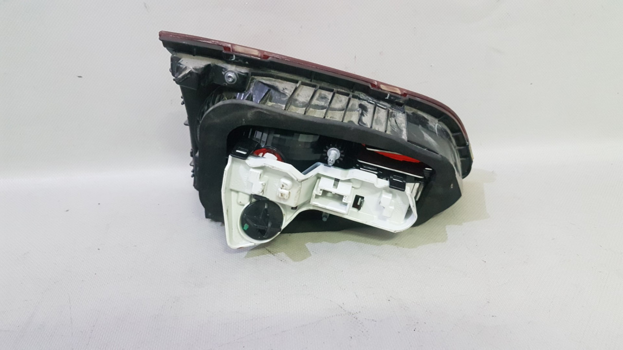 STOP SVJETLO VW GOLF 7 > 12-16 VW400016 5G9945094D