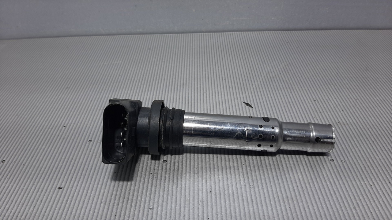 DIJELOVI BOMBINA VW PASSAT B7 > 10-14 036905715F