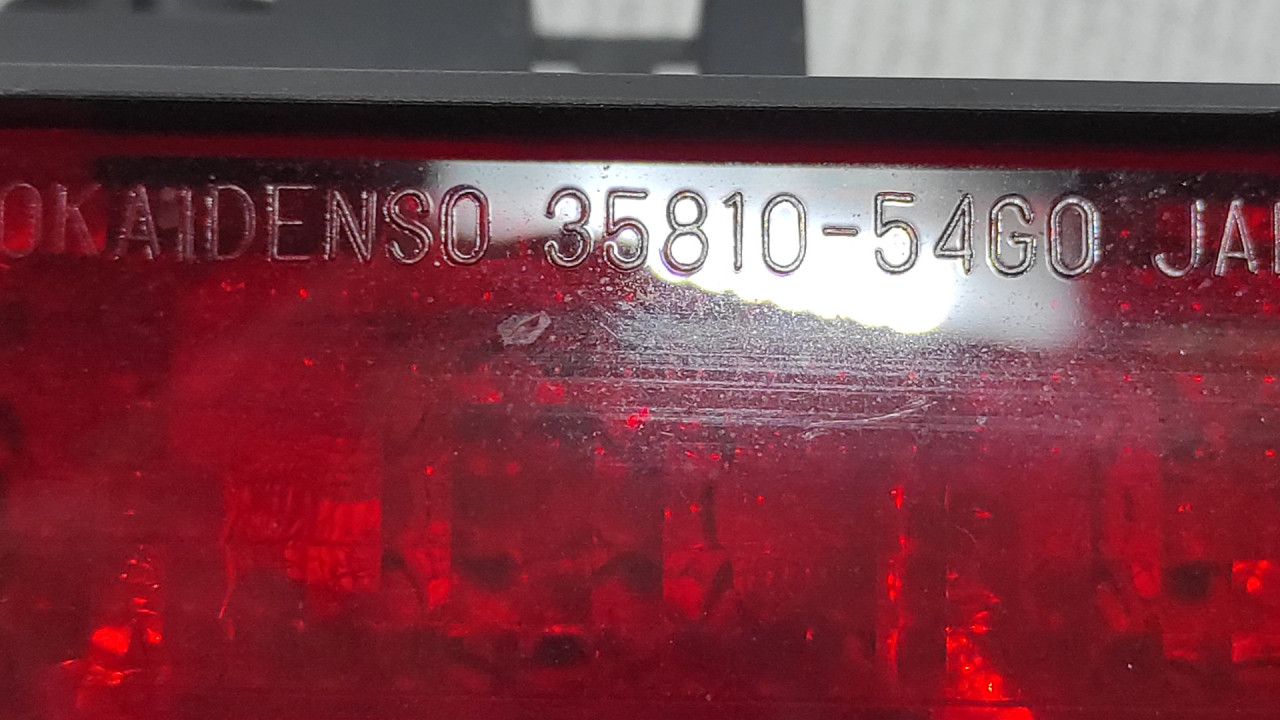 TRECE STOP SVJETLO SUZUKI LIANA > 01-06 3581054G0