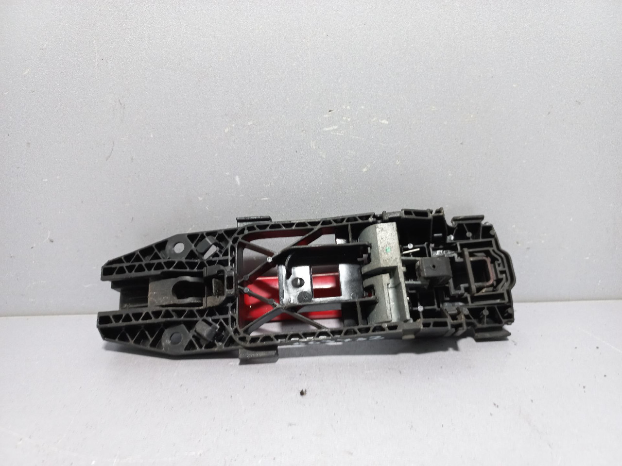 DIJELOVI RUCKA VRATA VW TOURAN > 03-06 5N0839885H
