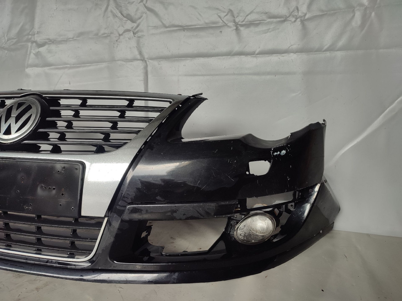 DIJELOVI BRANIK VW PASSAT B6 > 05-10 3C0807221A