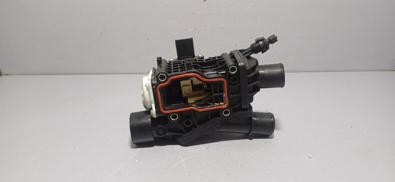DIJELOVI TERMOSTAT PEUGEOT 508 > 14-18