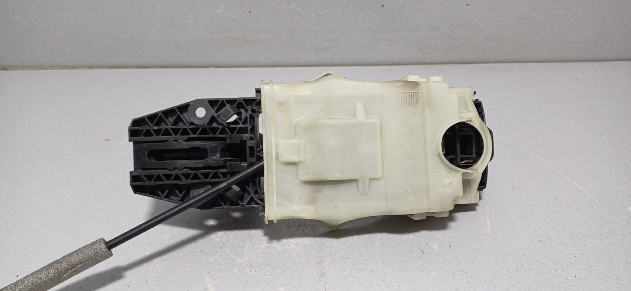 DIJELOVI RUCKA VRATA SKODA SUPERB > 15-19 2.0 7P6839885