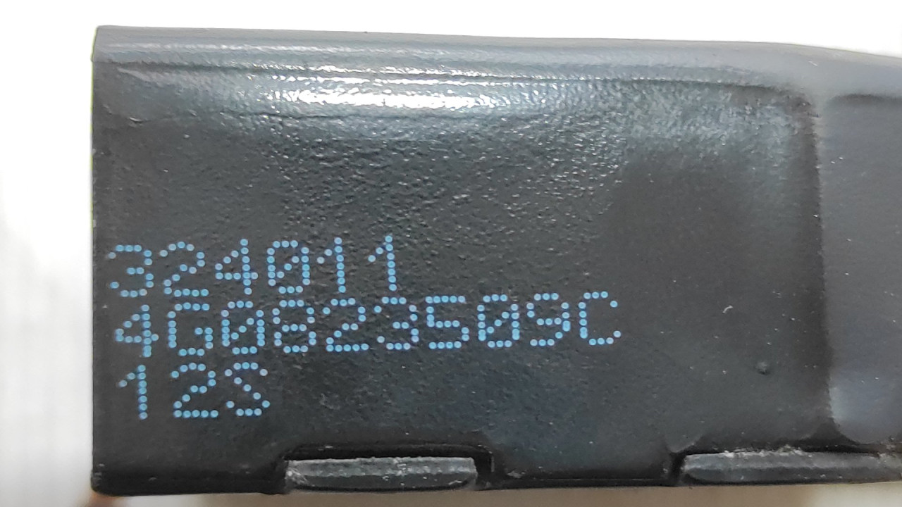 DIJELOVI BRAVA HAUBE AUDI A6 4G > 11-14 4G0823509C