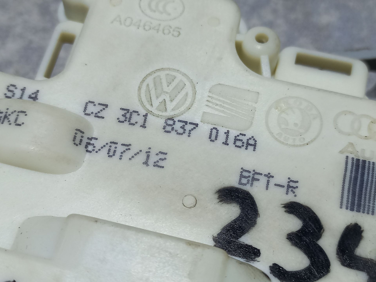 BRAVA VRATA VW PASSAT B6 > 05-10 3C1837016A