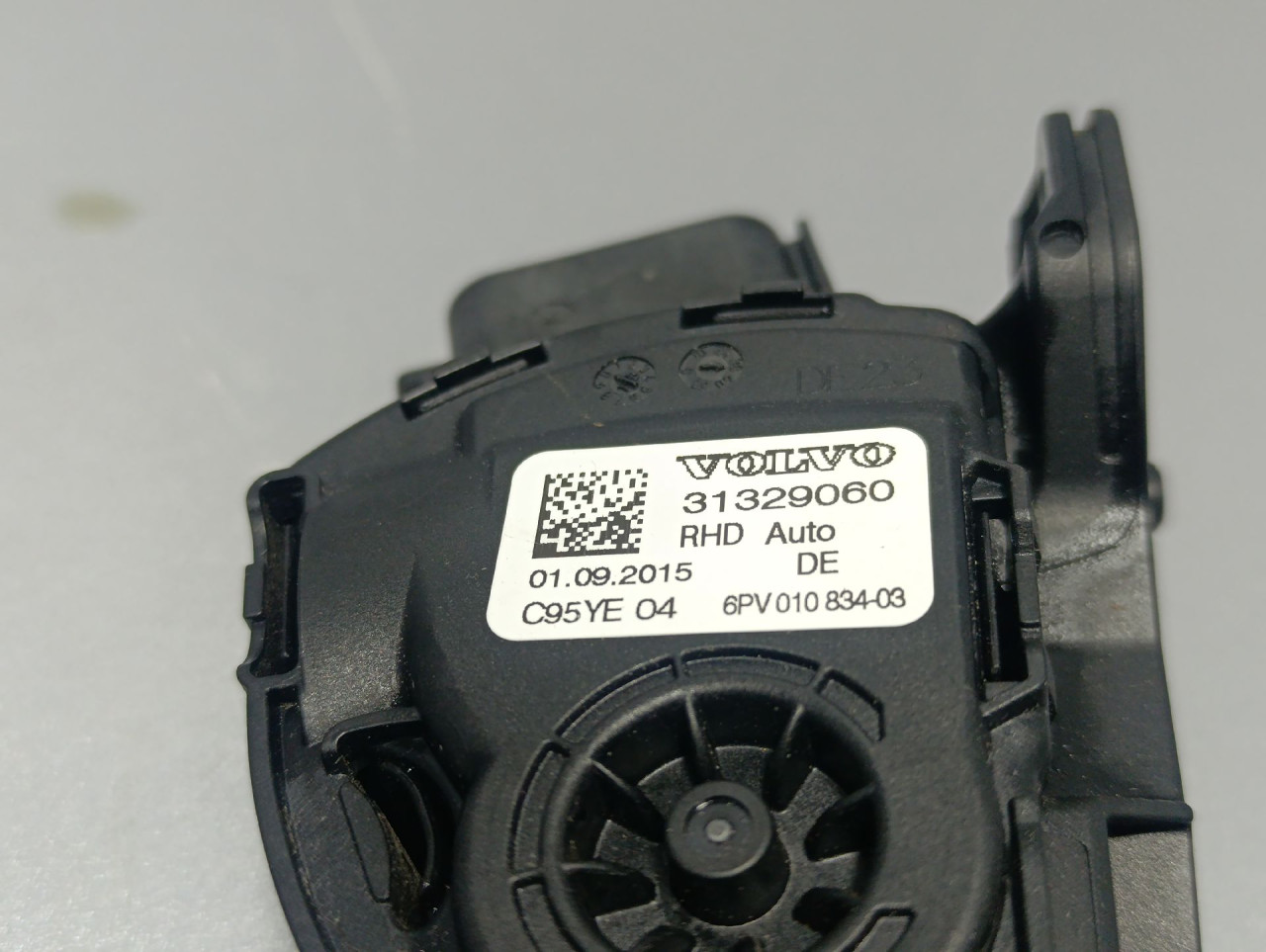 DIJELOVI PAPUCICA GASA VOLVO XC60 > 13-16 31329060