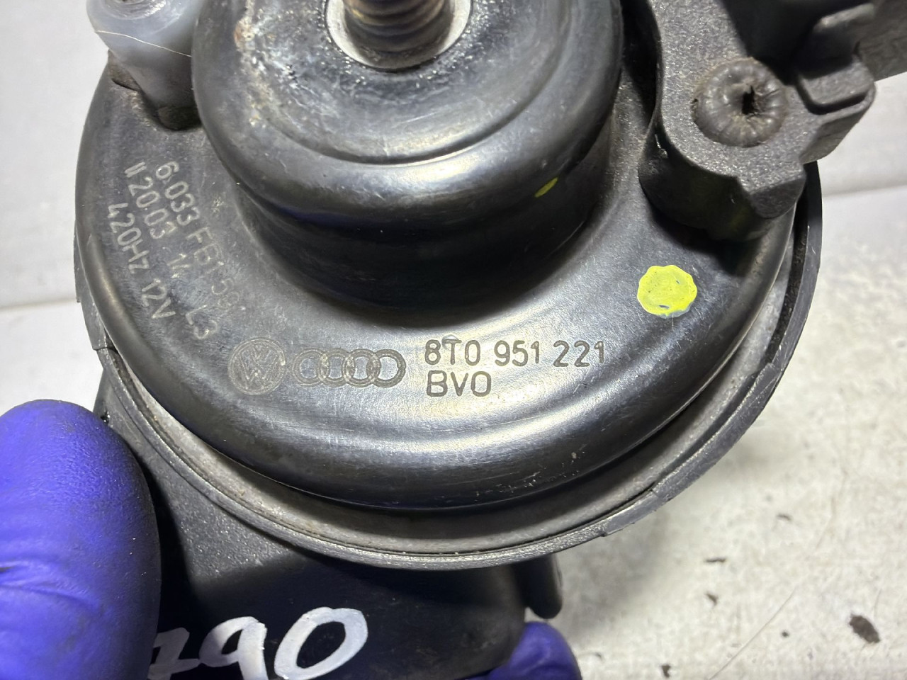 DIJELOVI SIRENA AUDI A4 (B8) > 12-15 8T0951221