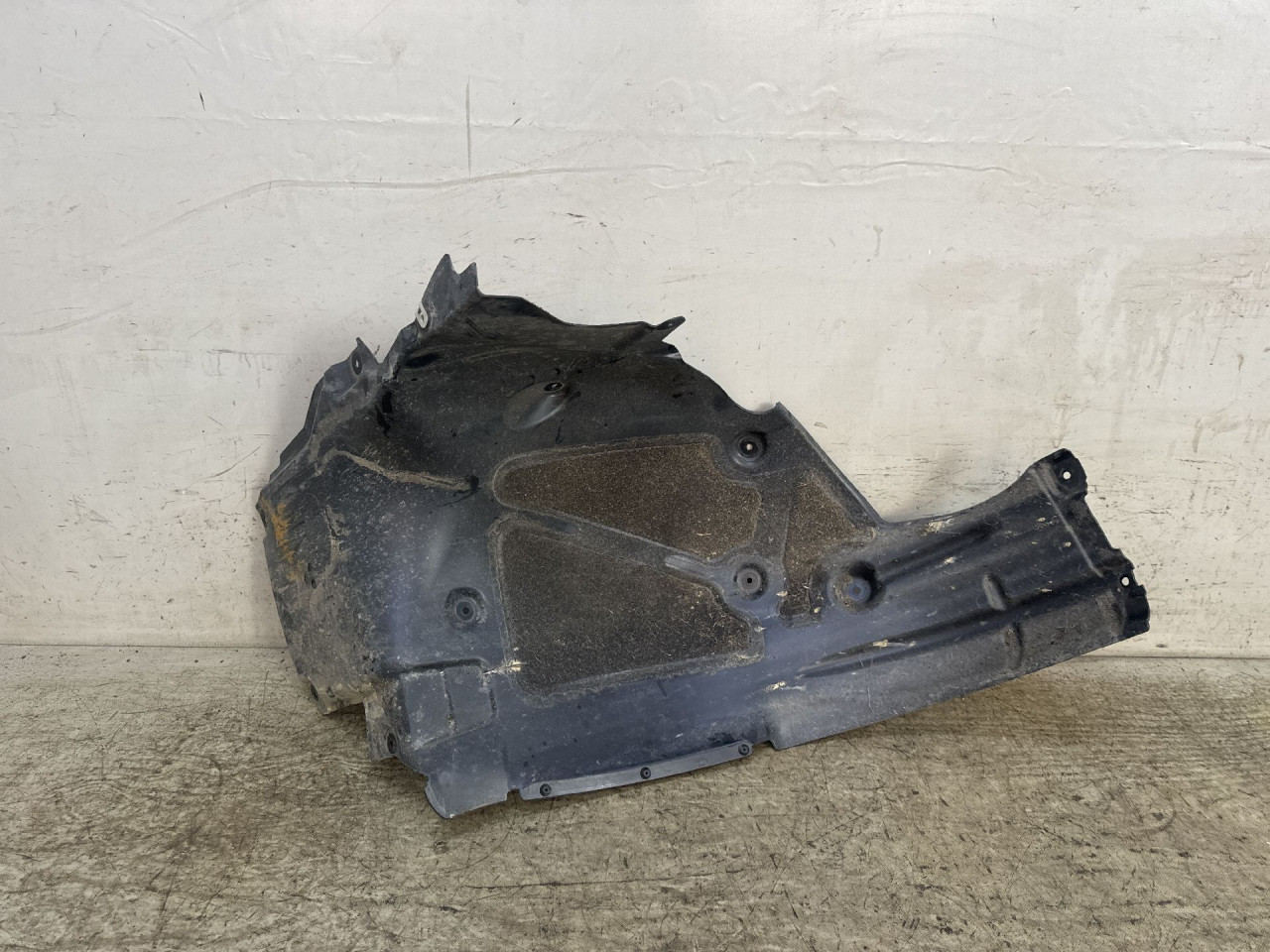 UNUTRASNJI BLATOBRAN BMW SERIJA 3 (G20) > 18- 7340927