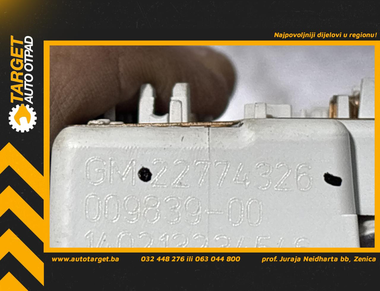 DIJELOVI RASVJETA U KABINI OPEL INSIGNIA > 14-16 2.0 22774326