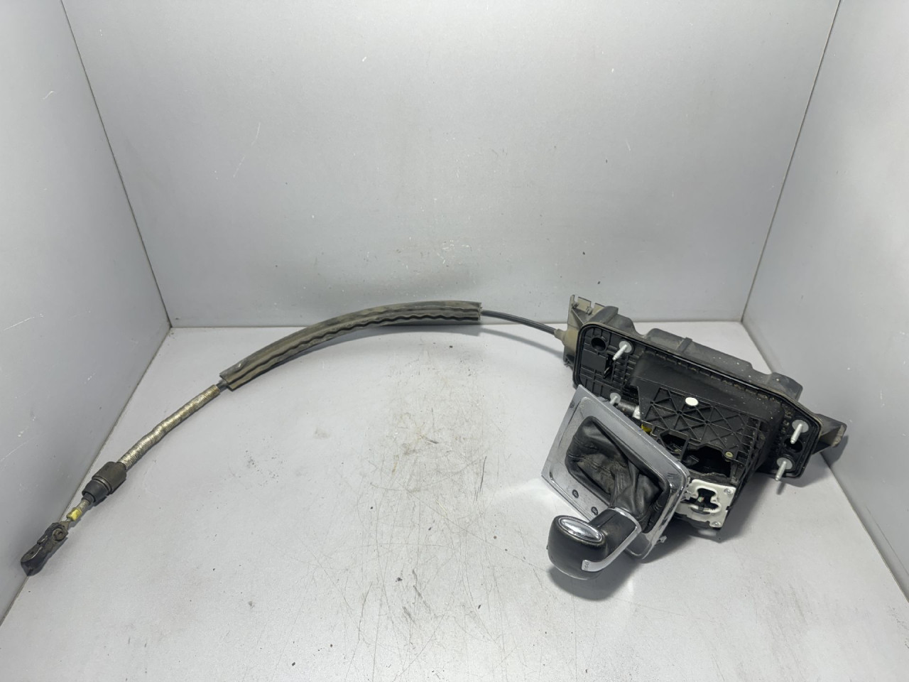 DIJELOVI SALTEBLA VW PASSAT B6 > 05-10 3C1713025H