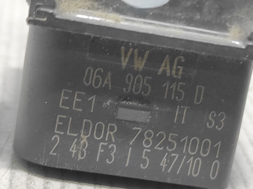 DIJELOVI BOMBINA AUDI A3 > 96-03 06A905115D
