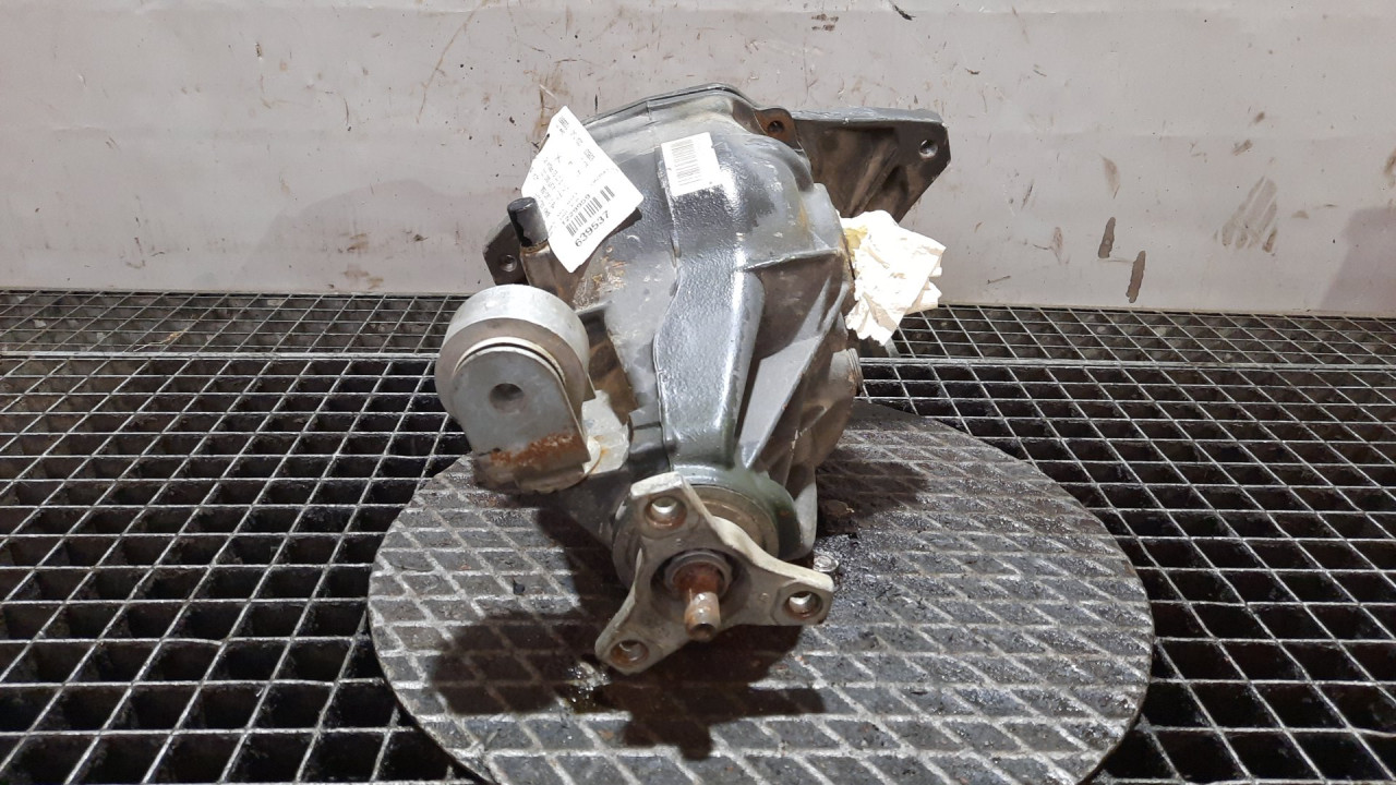 DIFERENCIJAL MERCEDES C KLASA (W204) > 11-13 A204351030