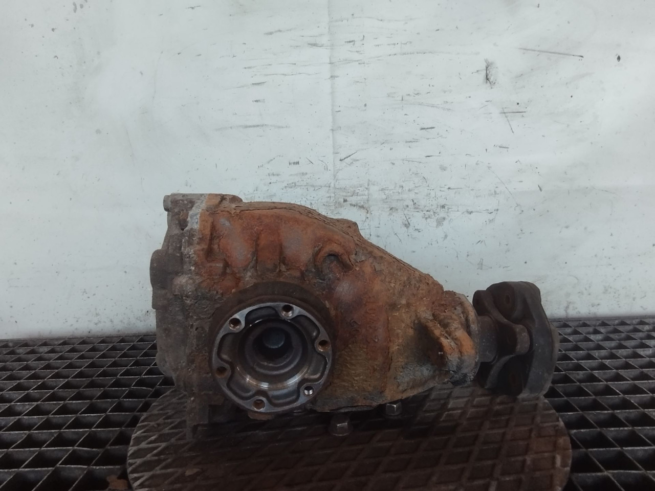 DIJELOVI DIFERENCIJAL BMW X1 (E84) > 09-15 7566185