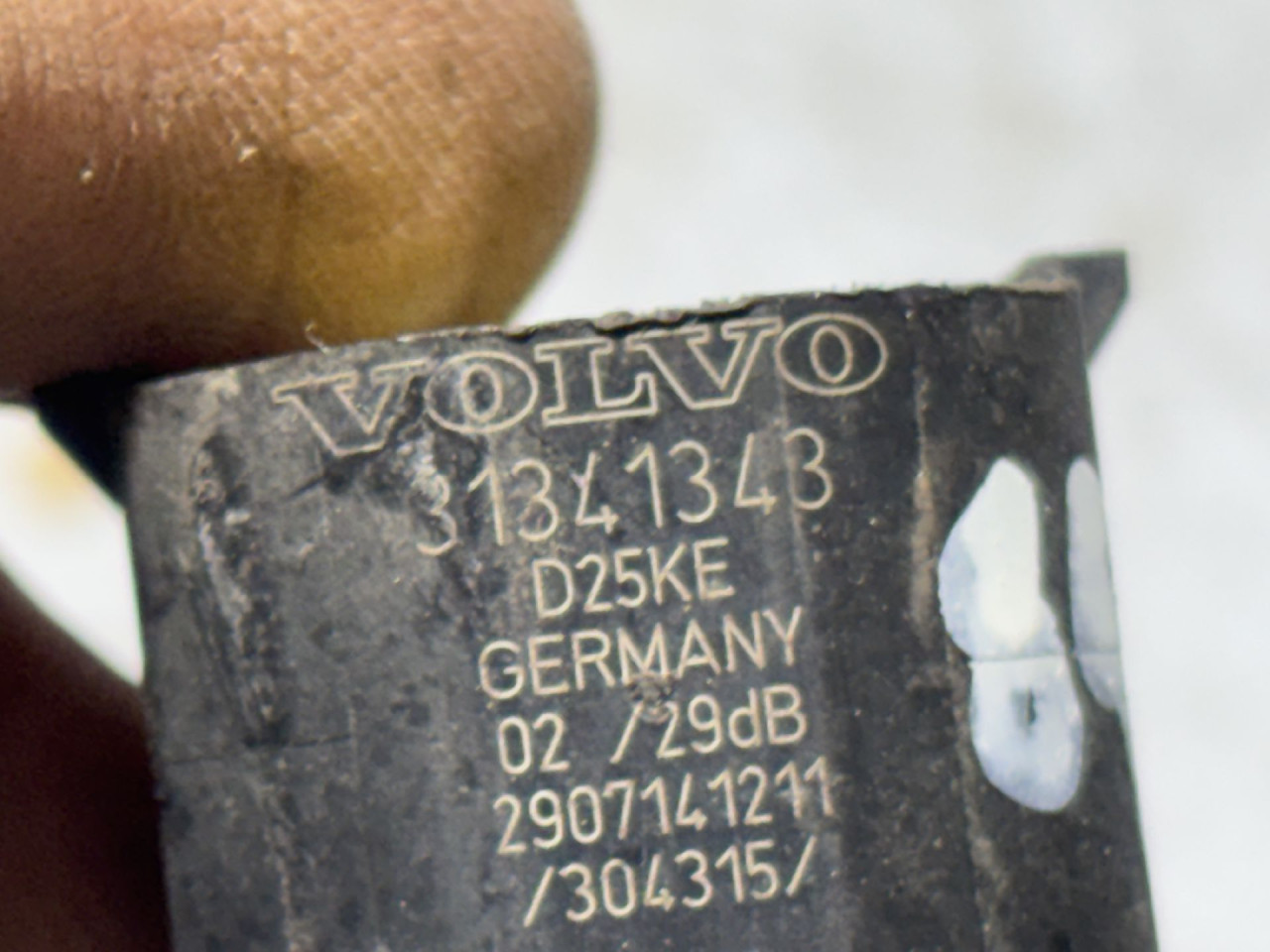 DIJELOVI PARKING SENZOR VOLVO XC60 > 13-17 31341343