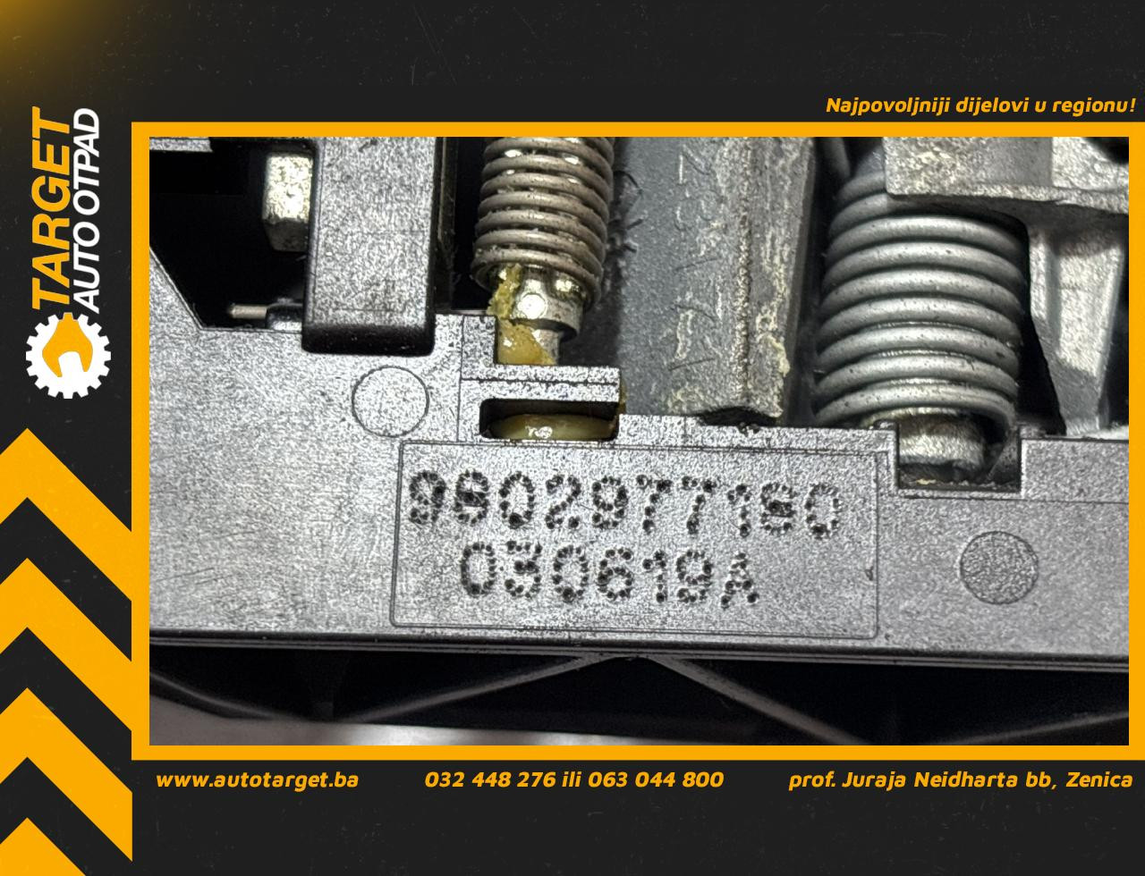 DIJELOVI RUCKA VRATA PEUGEOT 308 > 17-21 1.5 9802977180