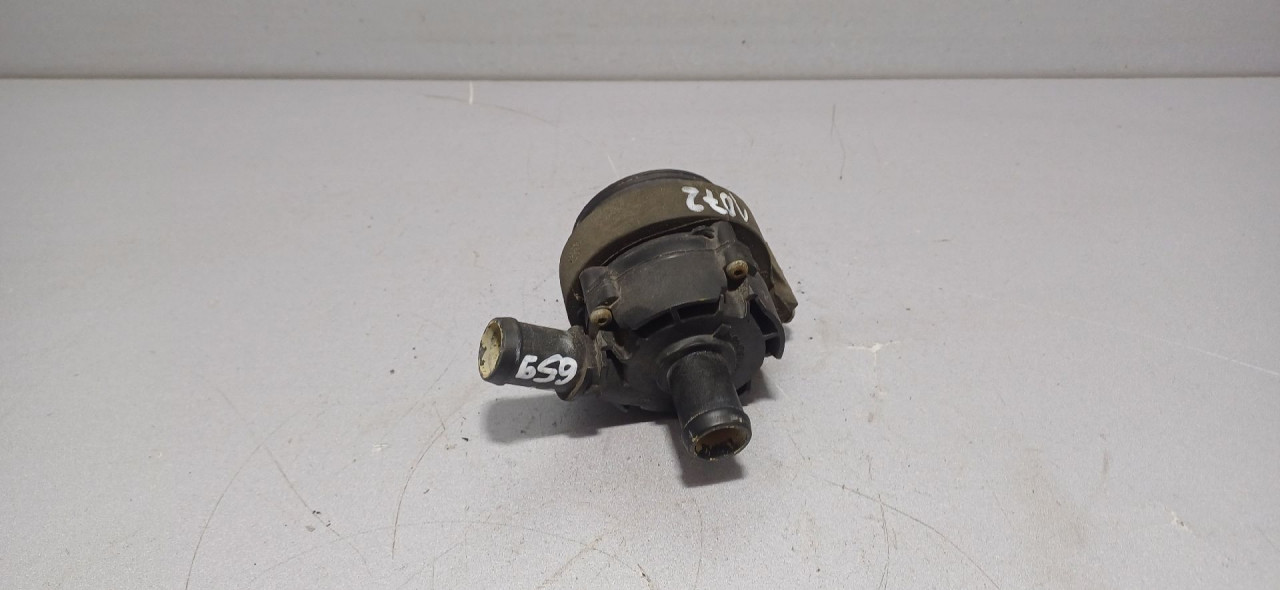POMOCNA PUMPA VODE RENAULT MASTER > 14- 925164GA0A