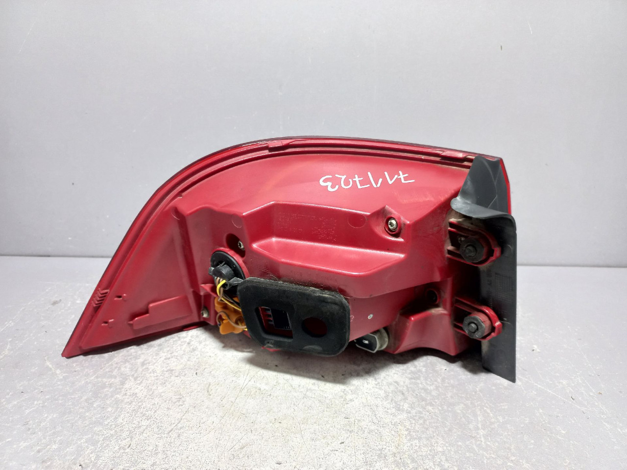 STOP SVJETLO VW PASSAT B7 > 10-14 3AF945208B
