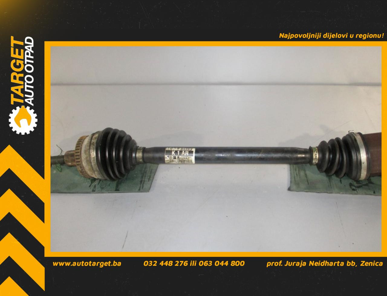 DIJELOVI POLUOSOVINA AUDI A4 (B7) > 04-07 8E0407271AR