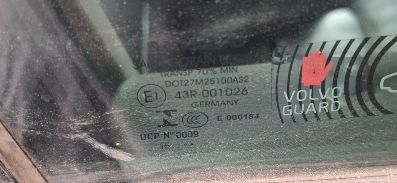 DIJELOVI STAKLO VOLVO V70 > 14-16