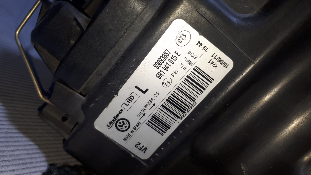 DIJELOVI FAR VW POLO > 09-14 6R1941015E