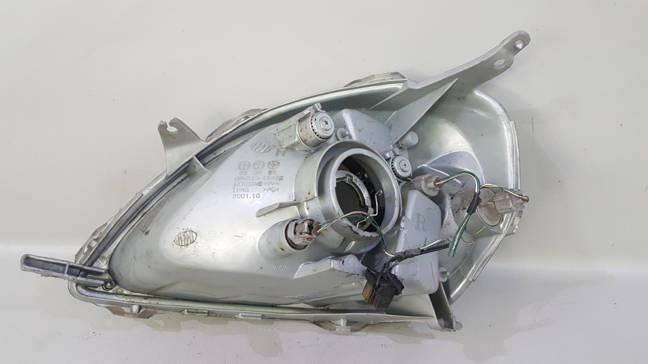 DIJELOVI FAR TOYOTA YARIS > 03-05 0821211A2R