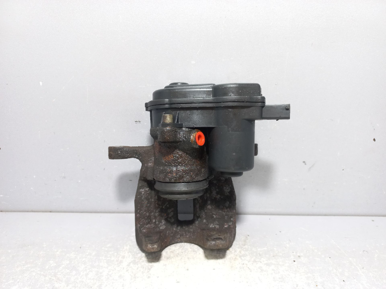 KOCIONA KLJESTA AUDI A4 (B8) > 12-15 8K0615404E