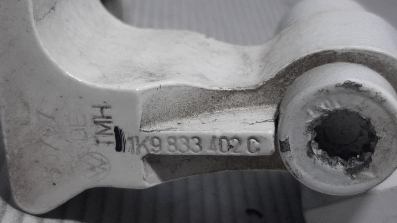 DIJELOVI BAGLAMA VW GOLF 6 > 08-12 1K9833402C