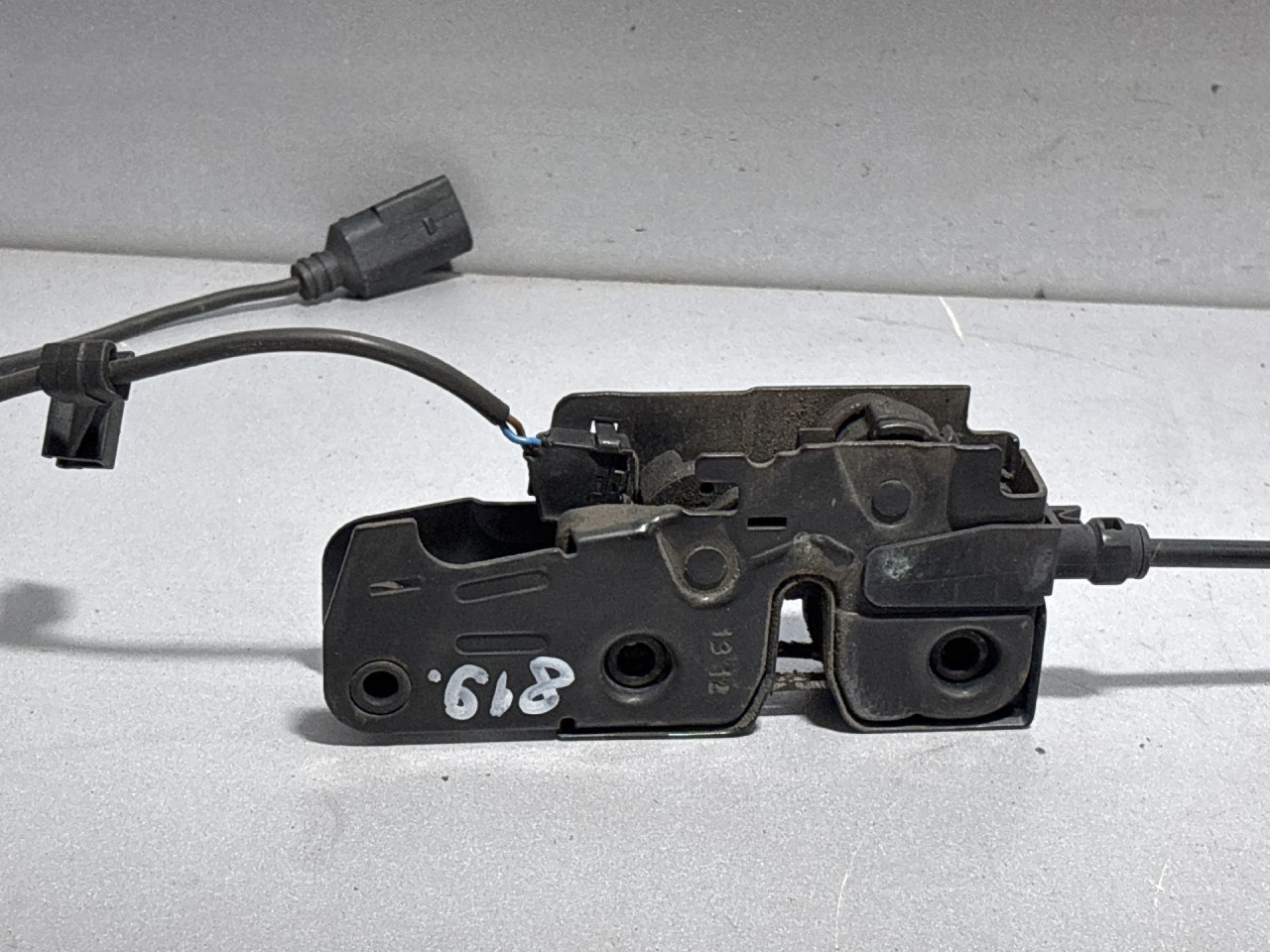 BRAVA HAUBE AUDI A4 (B8) > 12-15 8K0823509D