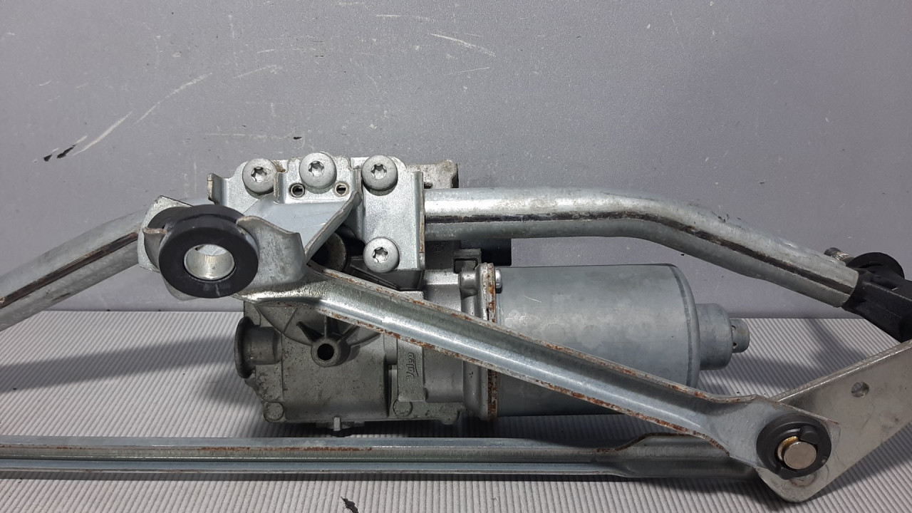 MOTORIC PREDNJEG BRISACA AUDI A5 (8T) SPORTBACK > 07-11 8T1955119