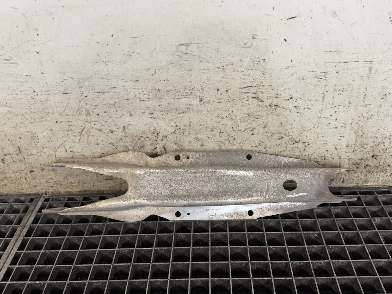 DIJELOVI LAFETA MERCEDES B KLASA (W246) > 14-19 2.2 A2463520202