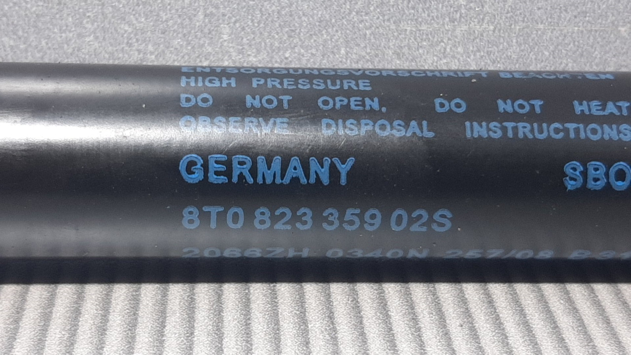 AMORTIZER HAUBE AUDI A4 (B8) > 07-11 8T082335902S