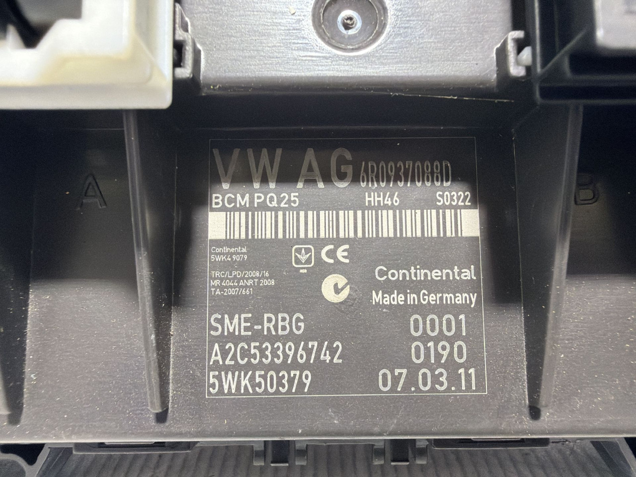 DIJELOVI BCM ELEKTRONIKA VW POLO > 09-14 1.2 6R0937088D