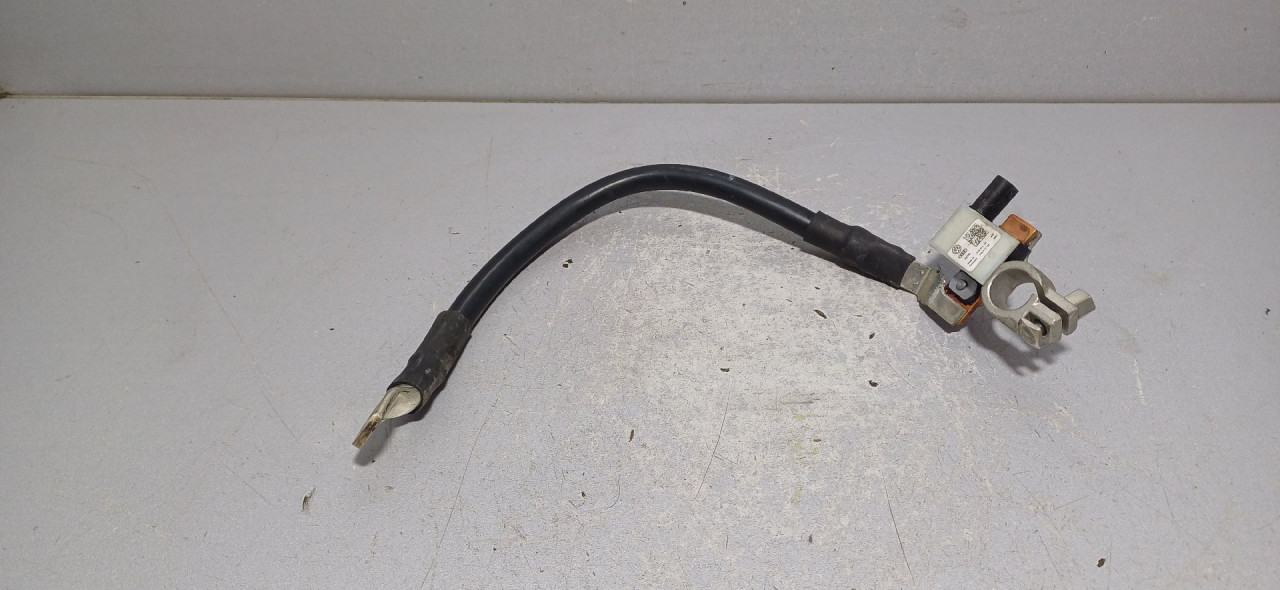 DIJELOVI KLEMA AUDI A4 (B8) > 12-15 8T0915181